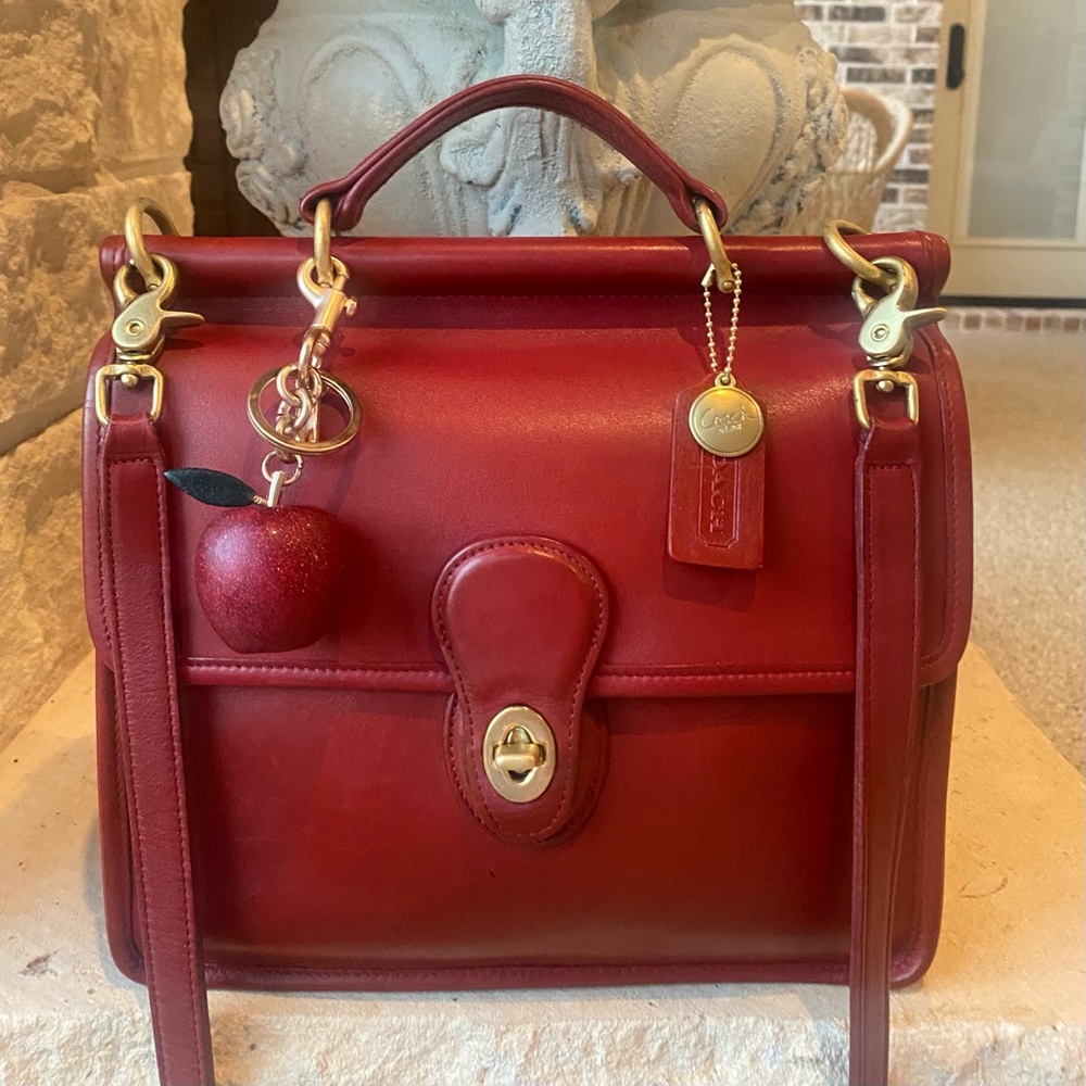 Coach Vintage Willis Satchel ❤️RED❤️ leather 9927 Costa Rica❤️ FREE APPLE CHARM
